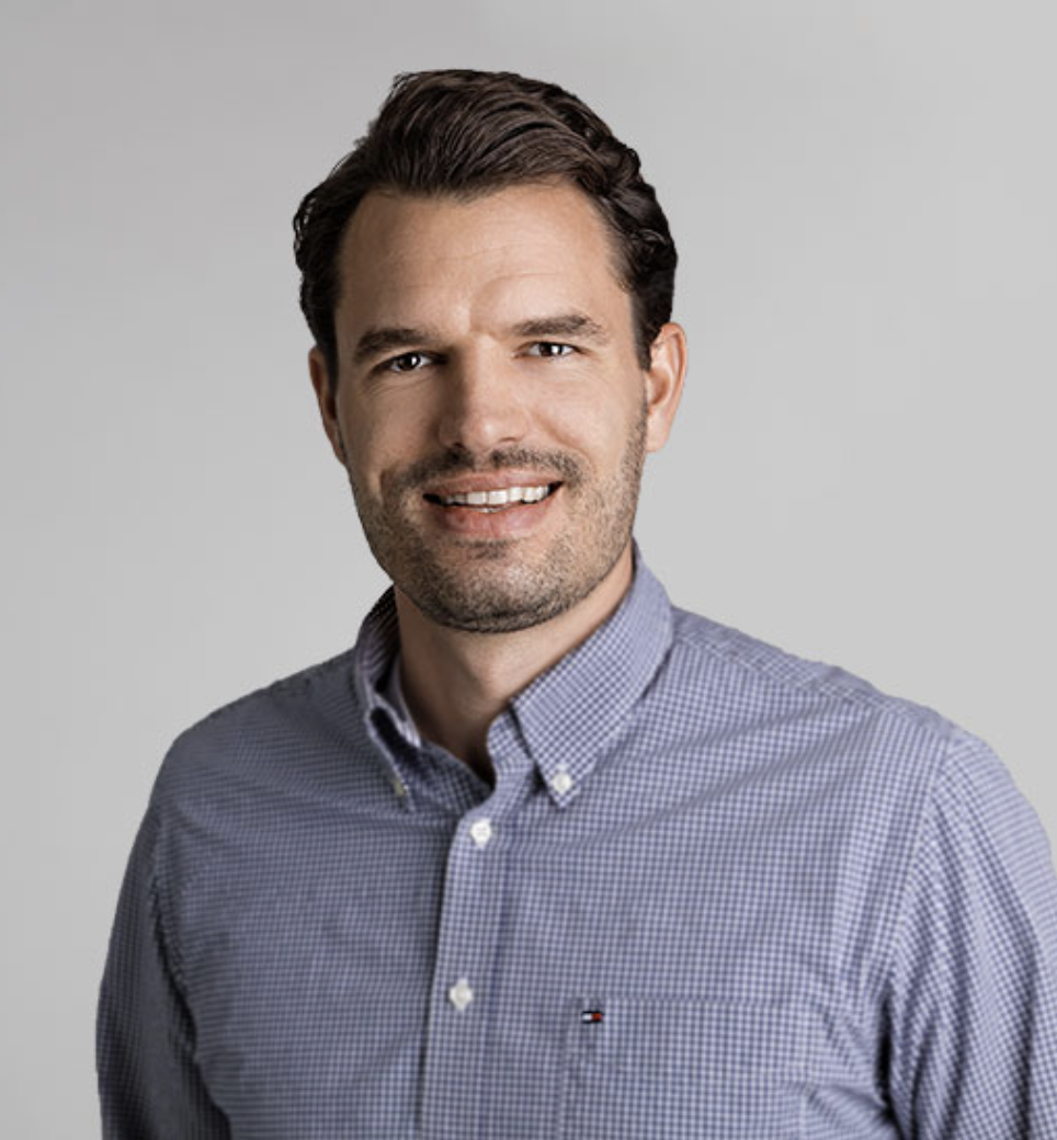 Dr. med. dent. Daniel Wolf, Facharzt für Oralchirurgie